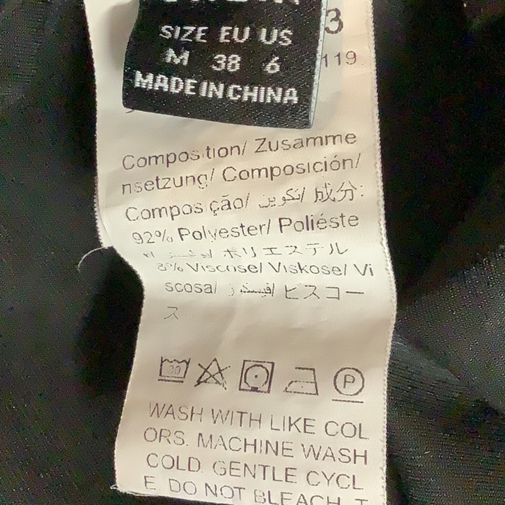 Black Size Medium Cargo Pants With Multiple Pockets & Drawstring Waist. Preloved - Picture 6 of 6